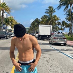 Meet your Posher, Jonathan